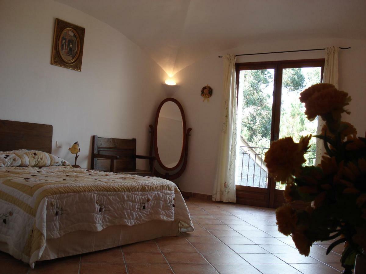Les Chambres De L'Hote Antique Pietra Longa Salvini Exterior photo
