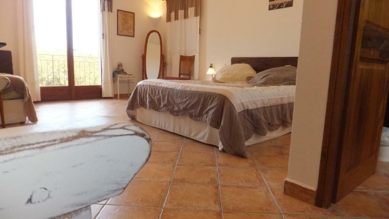 Les Chambres De L'Hote Antique Pietra Longa Salvini Exterior photo